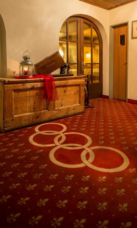 Hotel Olympia サース・アルマゲル エクステリア 写真