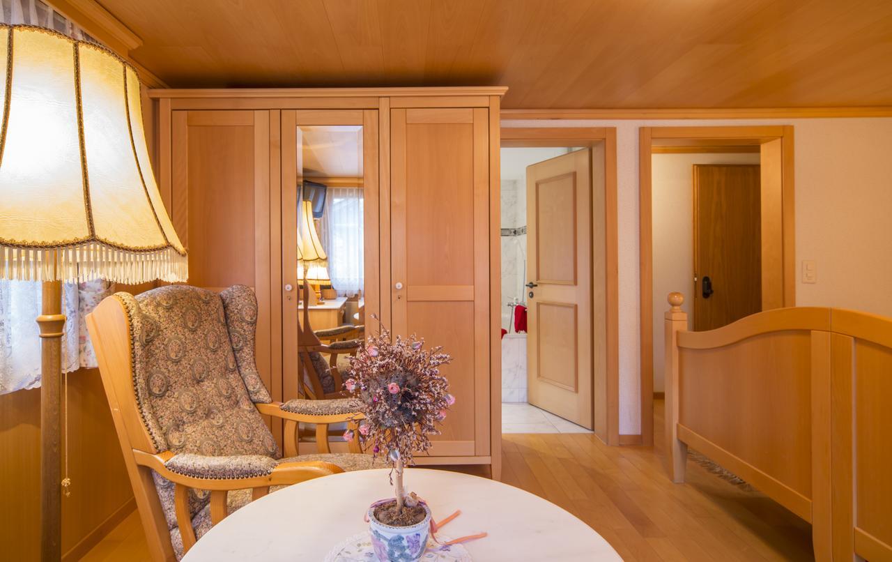 Hotel Olympia サース・アルマゲル エクステリア 写真